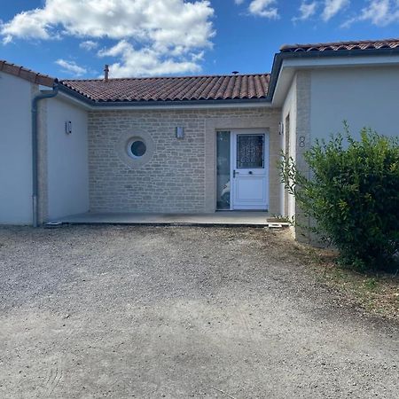 Apartamento Le Cocon : Calme Et Moderne A 15 Min Futuroscope Cisse Exterior foto